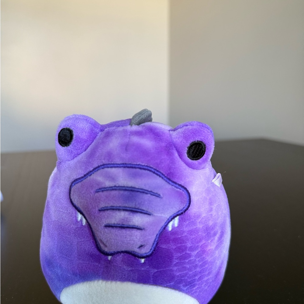 Squishmallow - Dove The Purple Crocodile